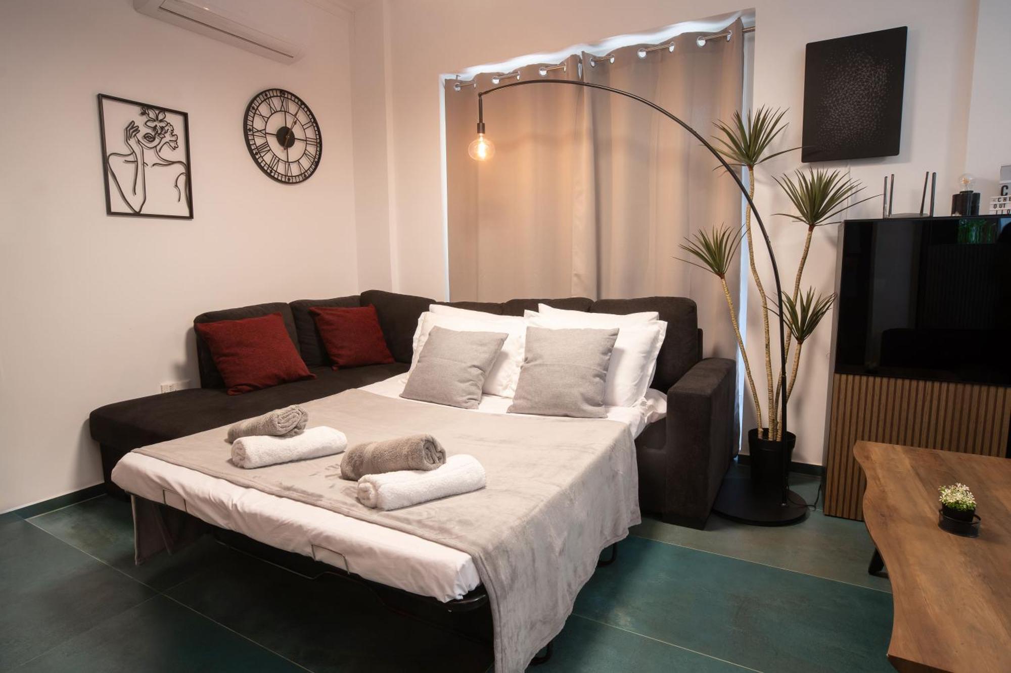 2 Bedroom With 200m To Sea - And Relax *